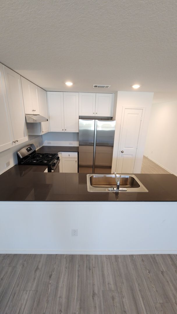 Building Photo - 4-bed, 2-bath gem in Hidden Trails- Bulverde TX- 4/2/2-6013 Companion Loop