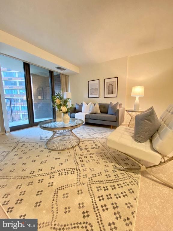 Building Photo - 1420 Locust St