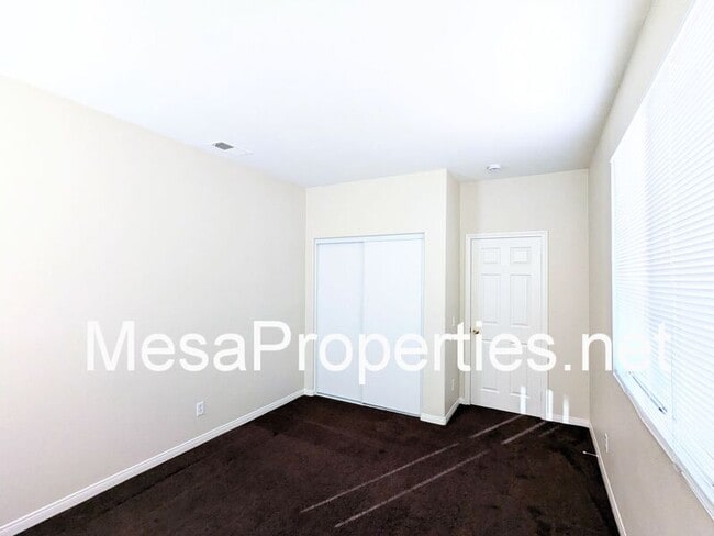 Building Photo - 15529 Bow String St