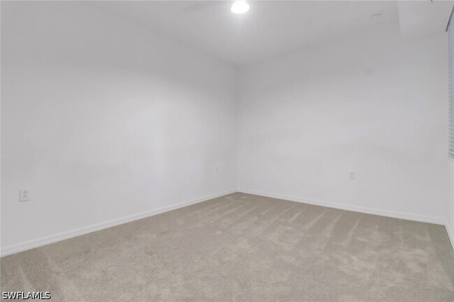 Building Photo - 5749 Double Eagle Cir