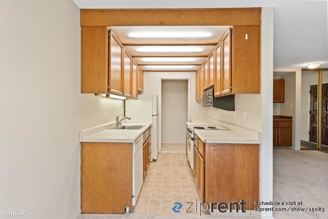 Building Photo - 2 br, 1 bath Condo - 280 Easy Street, Moun...