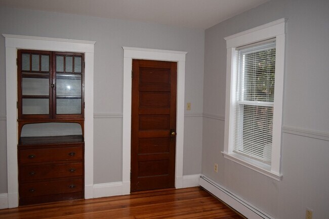 Building Photo - 12 Arthur Ave