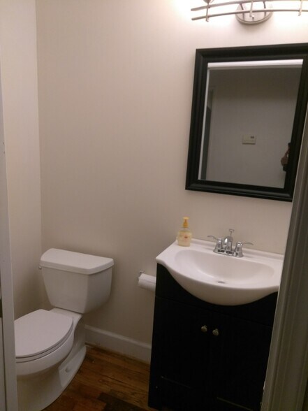 Building Photo - 6309 Longfellow St