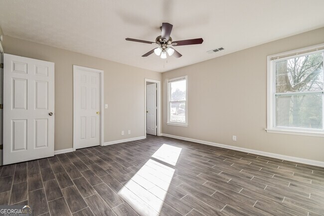 Building Photo - 1209 Claywill Cir