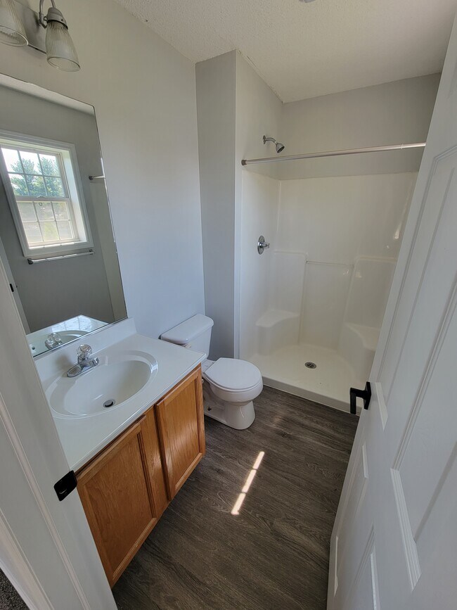 Building Photo - 92 Guideboard Rd