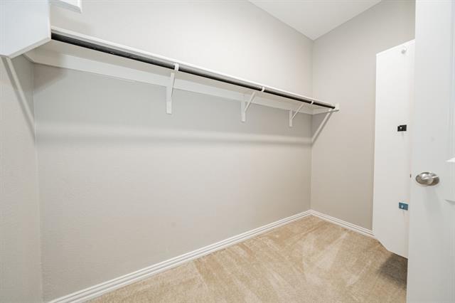 Building Photo - 427 Holt Ln