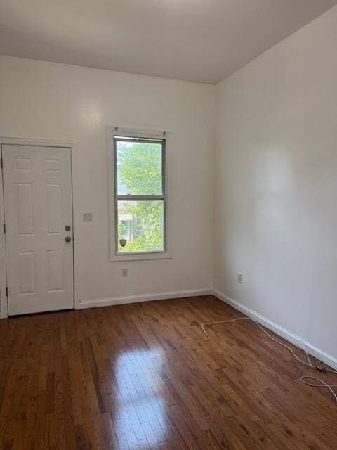 Building Photo - 717 16th St