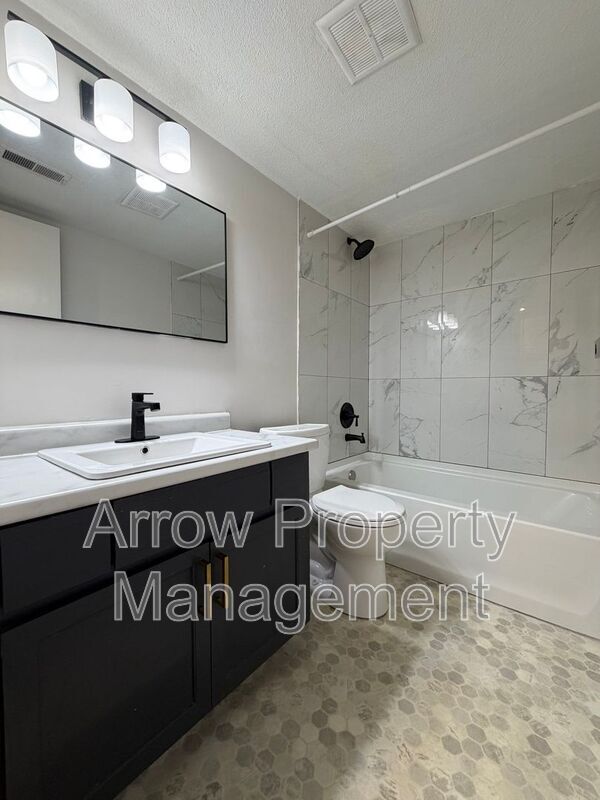 Building Photo - 3629 N 60th St