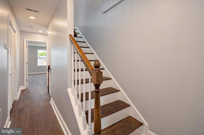 Building Photo - 1714 Patapsco St