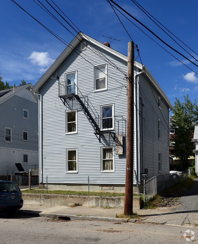 113 Garfield St 113 Garfield St Central Falls RI 02863 Apartment Finder