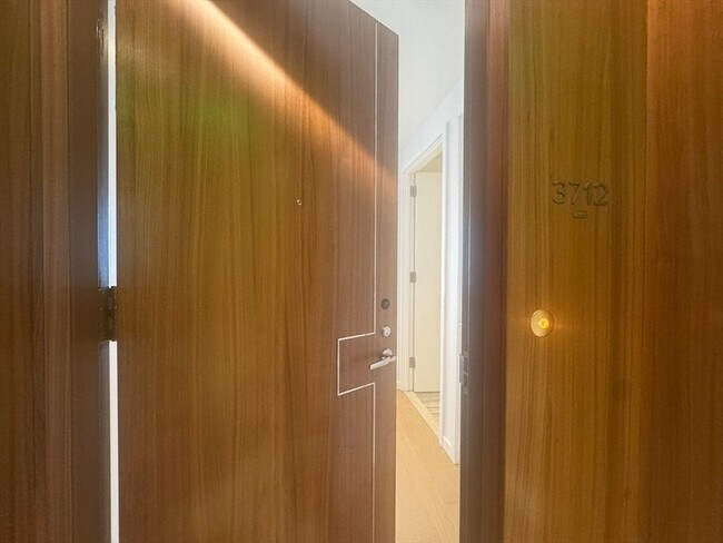 Building Photo - 682 Atlantic Ave