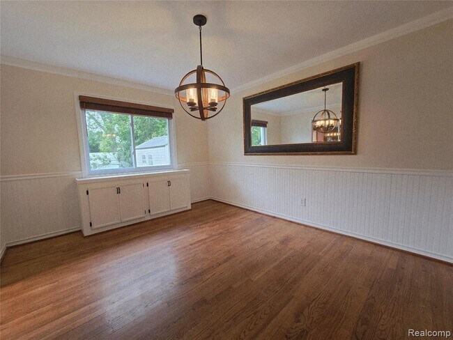 Building Photo - 18041 Fairway