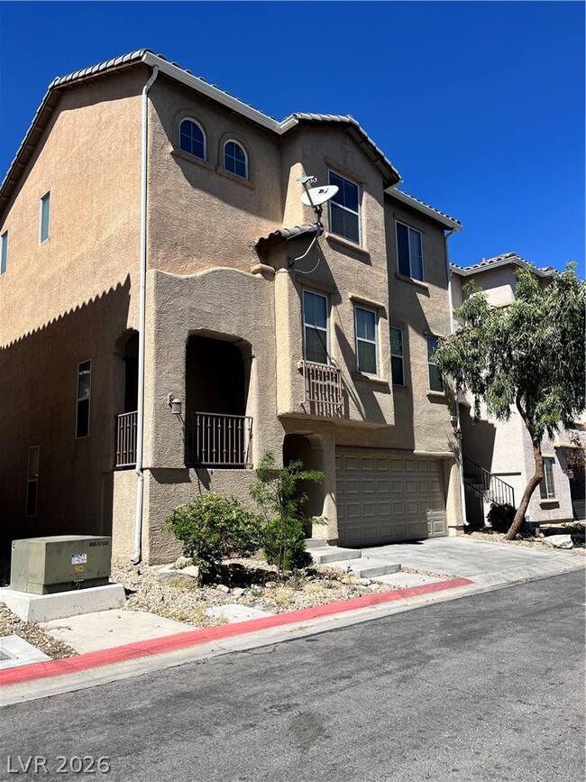 Building Photo - 10261 Ladybug Bend St