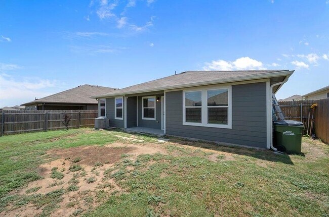 Building Photo - 144 Sulphur River Lp
