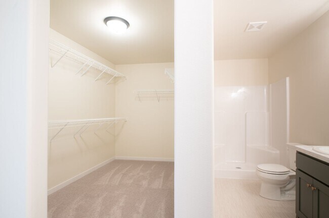 Building Photo - 1360 Goldenwood Dr