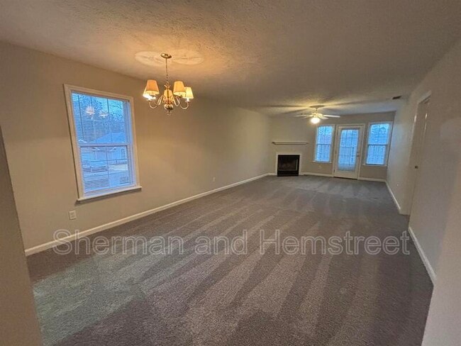 Building Photo - 802 Fripp Ct