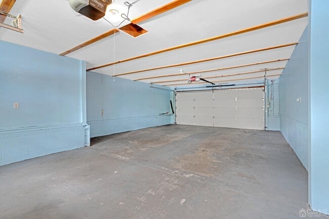 Building Photo - 41 Terry Ave