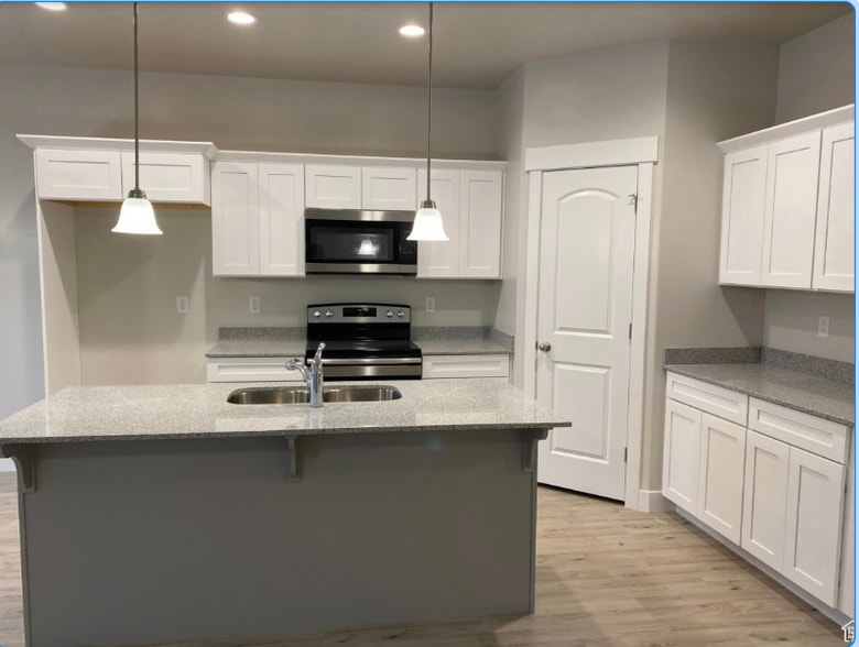 Building Photo - 5207 W Cannavale Ln