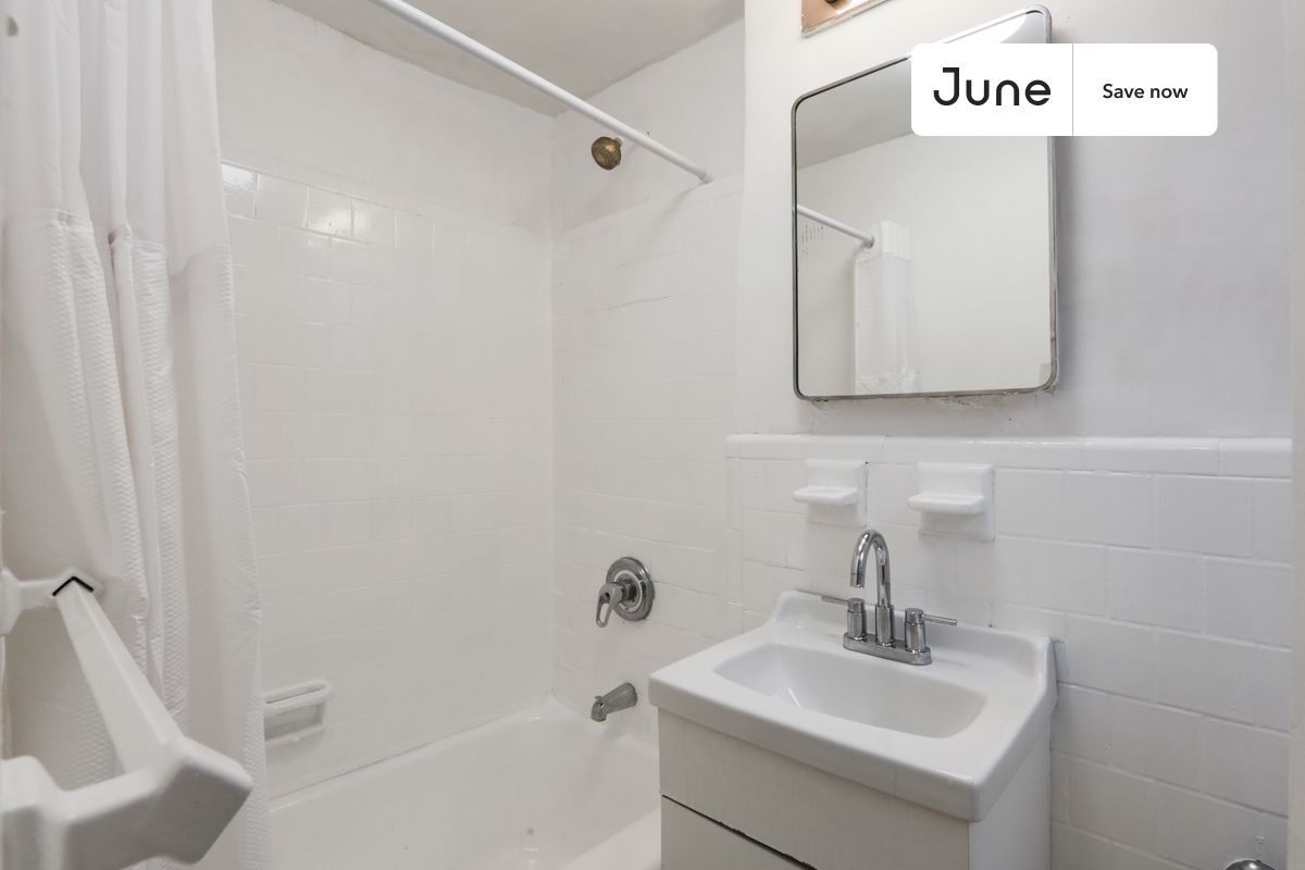 Building Photo - 20 Avenue A Ave