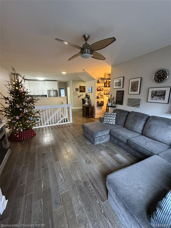 Building Photo - 2456 Woodward Ave