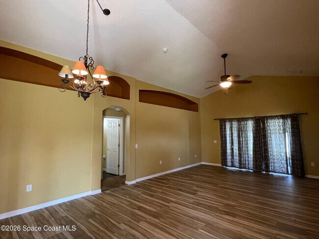 Building Photo - 1897 Gould Ave SW