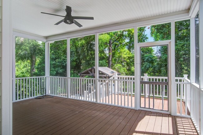 Building Photo - Beautiful 4 Bedroom in Hamlin Plantation -...