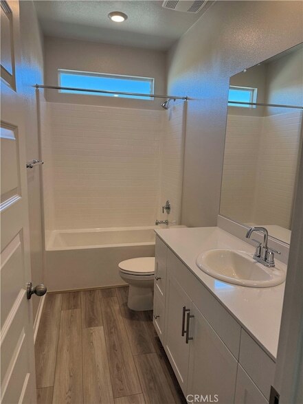 Building Photo - 32864 Fleets Rd