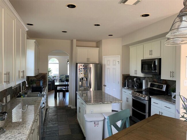 Building Photo - 6311 Auburn Terrace Ct