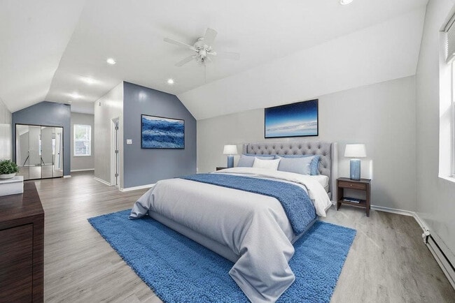 Building Photo - 11224 S Hermosa Ave