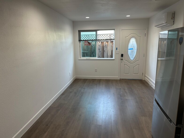 Building Photo - 5659 Tilden Pl