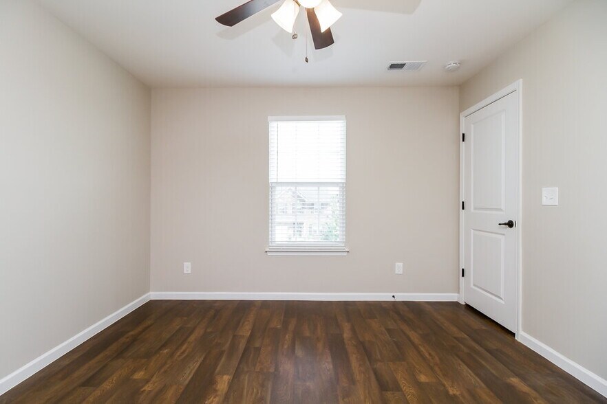 Building Photo - 2642 Apple Cross Ct