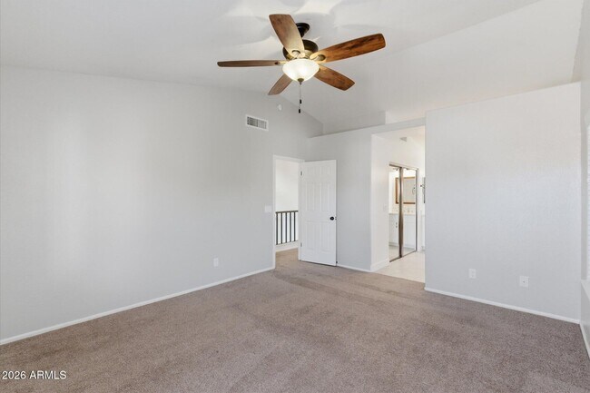 Building Photo - 14252 S 43rd Pl