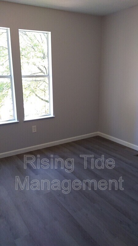 Building Photo - 1036 Arcadia Cir