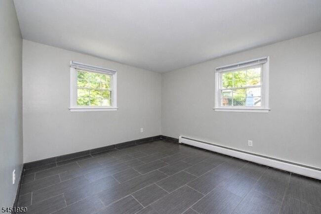 Building Photo - 65 Wetmore Ave