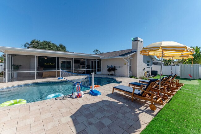 Building Photo - 9414 Laura Anne Dr