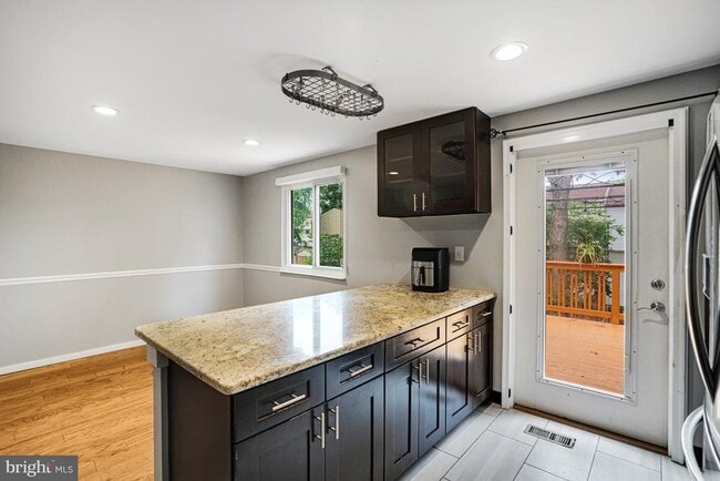 Building Photo - 5376 Harbor Ct Dr