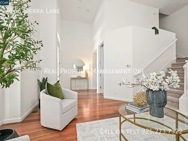 Building Photo - 6566 Sierra Ln