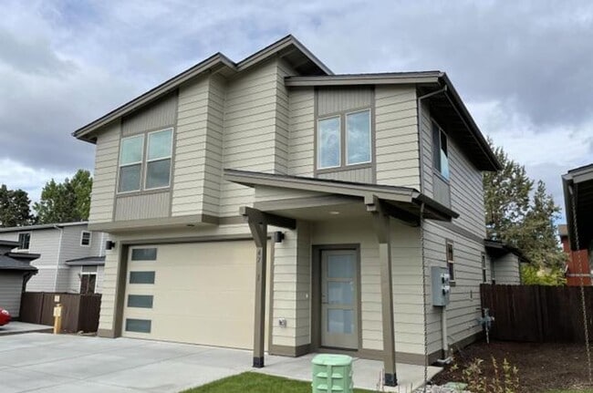 Primary Photo - Beautiful 3-Bedroom, 2-Bath Home in La Pin...