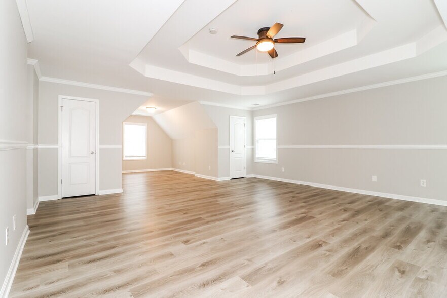 Building Photo - 2878 Suttonwood Way NE