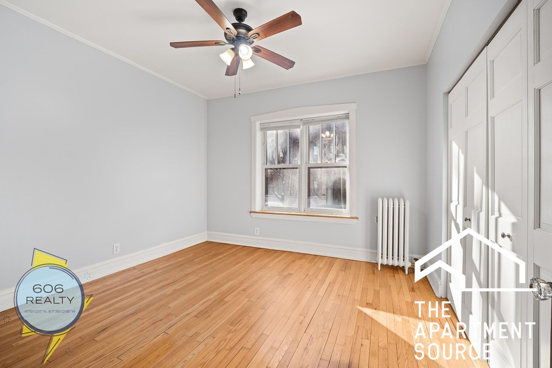 Building Photo - 822 W Wrightwood Ave