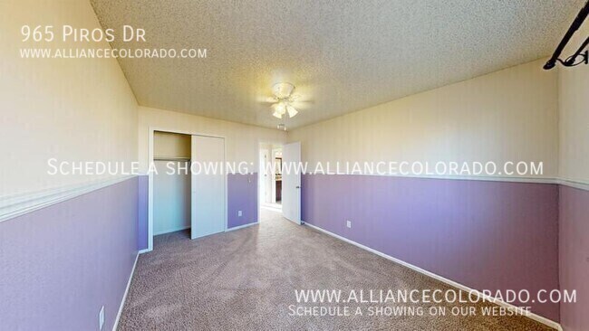 Building Photo - 965 Piros Dr