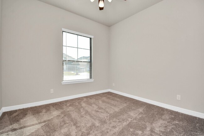 Building Photo - 4710 Austin Landing