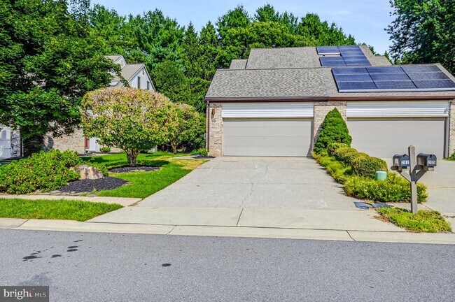 Building Photo - 207 Steeplechase Cir