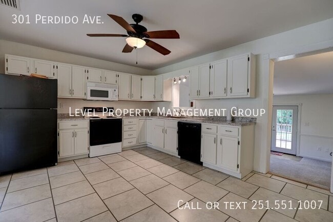 Building Photo - 301 Perdido Ave