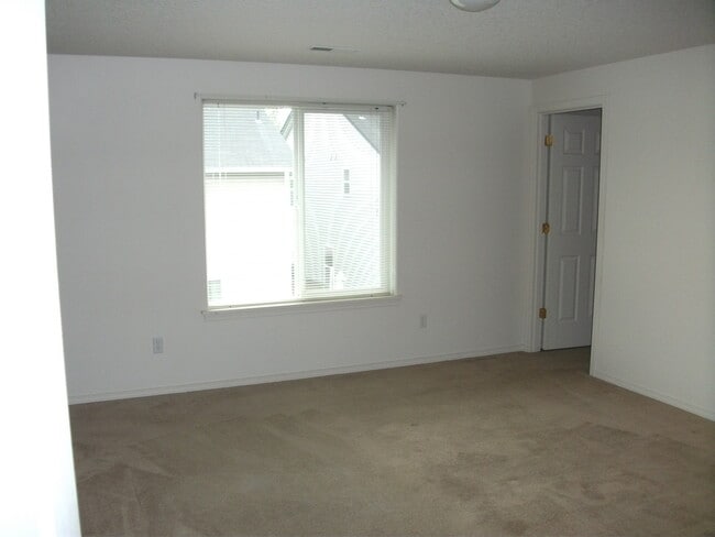 Building Photo - 15011 NE 69th St