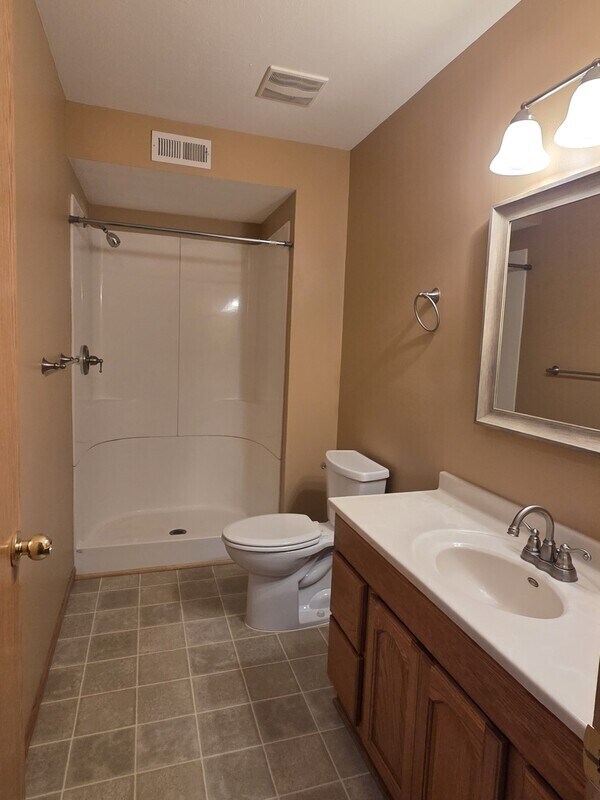 Building Photo - 6846 Gingham Ct