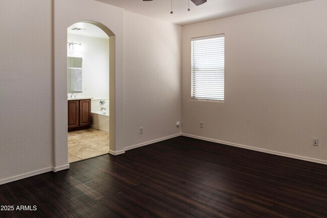 Building Photo - 4276 E Cullumber Ct