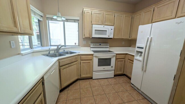 Building Photo - 143 Tuscany Ct
