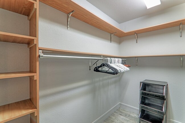 Building Photo - Fully Furnished Penthouse in Citywalk Downtown.  Short term okay