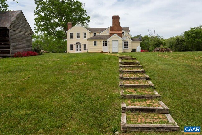 Building Photo - 1522 Oak Hill Ln